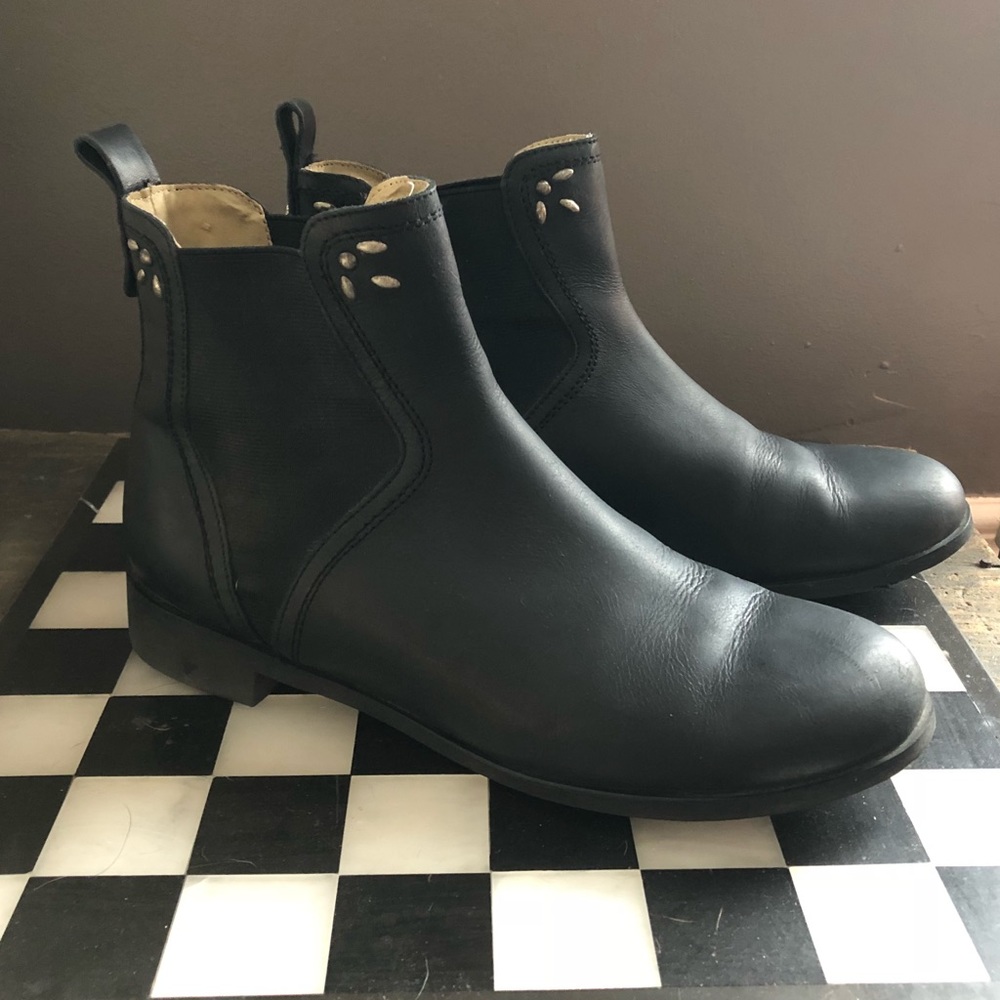 Women’s OluKai Boots